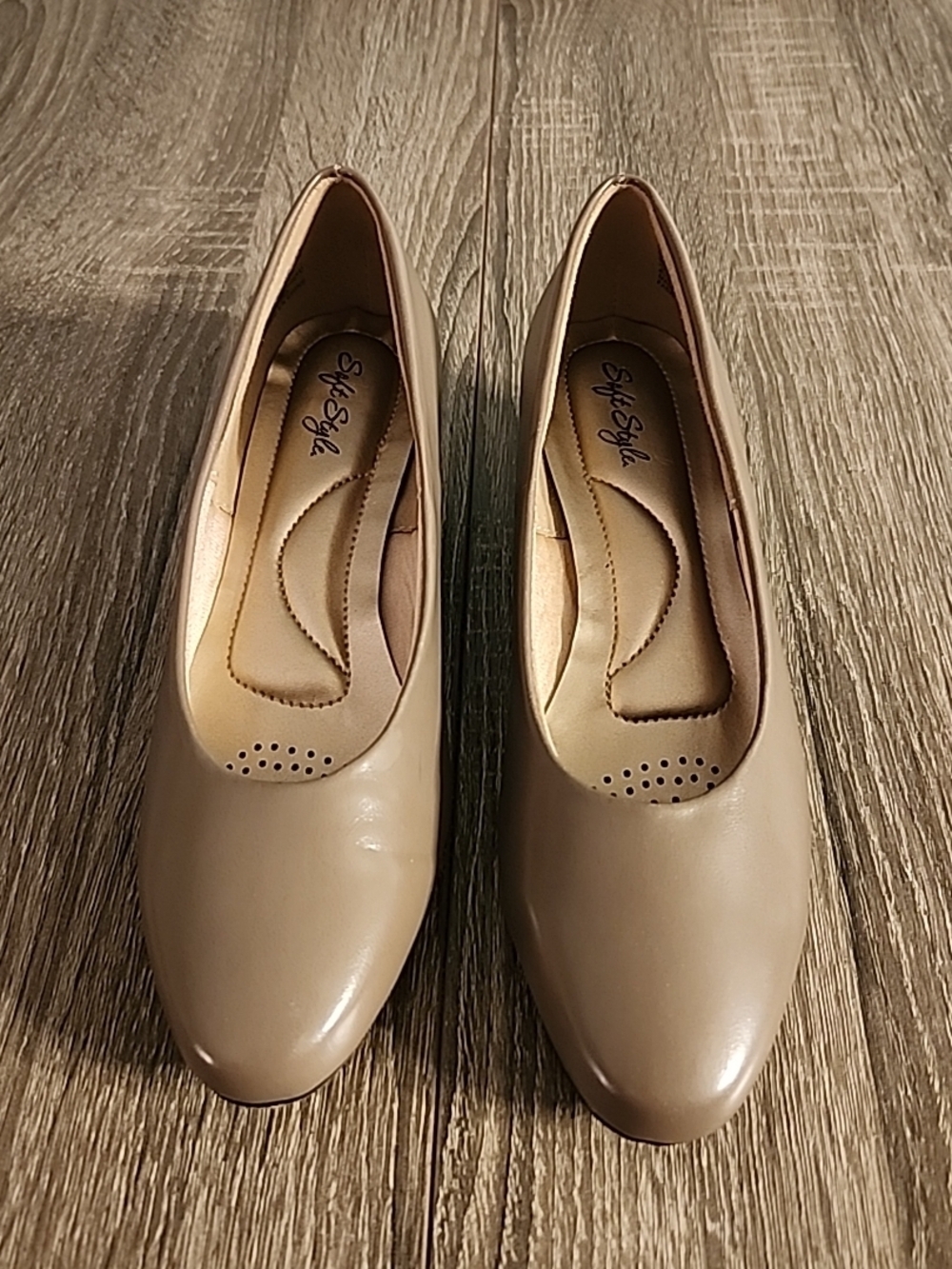 Soft Style Beige Classic Comfort Pumps